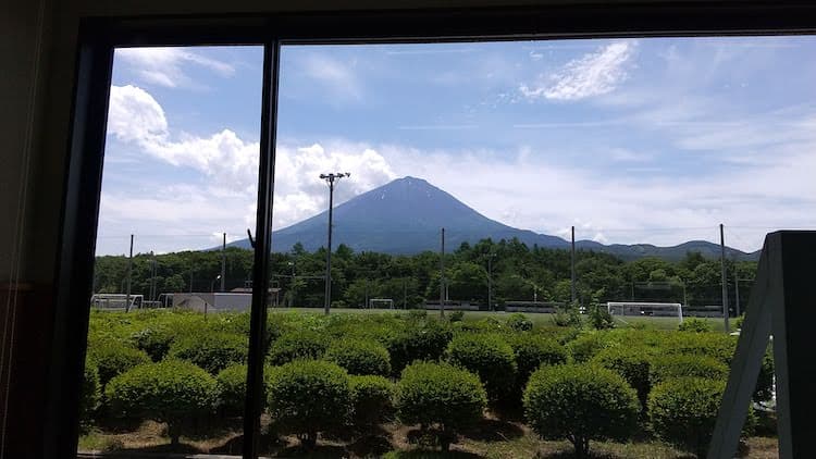 休憩室からみえる富士山